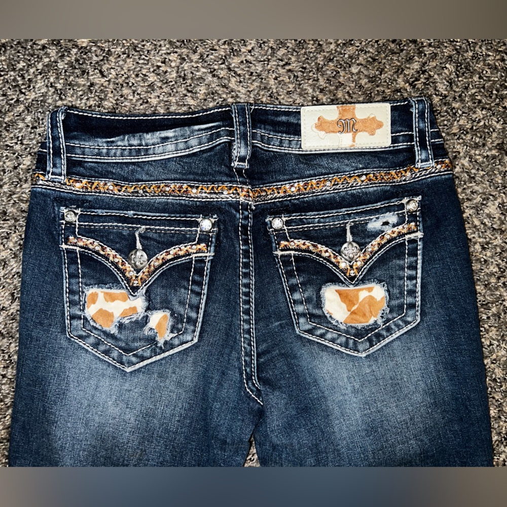 Miss me jeans cow hide back pockets